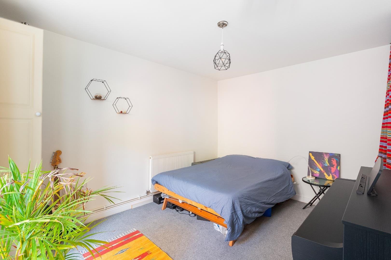 St leonards road horfield 34199345 3 s2 lrhd bedroom c