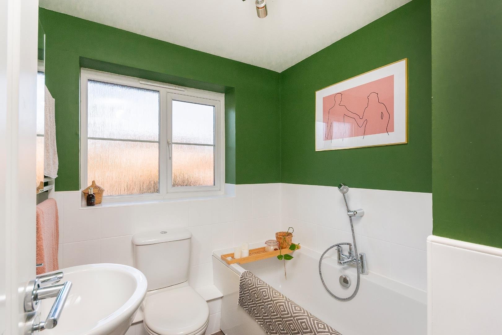 St lucia crescent horfield 33592969 3 s7 lchd bathroom c