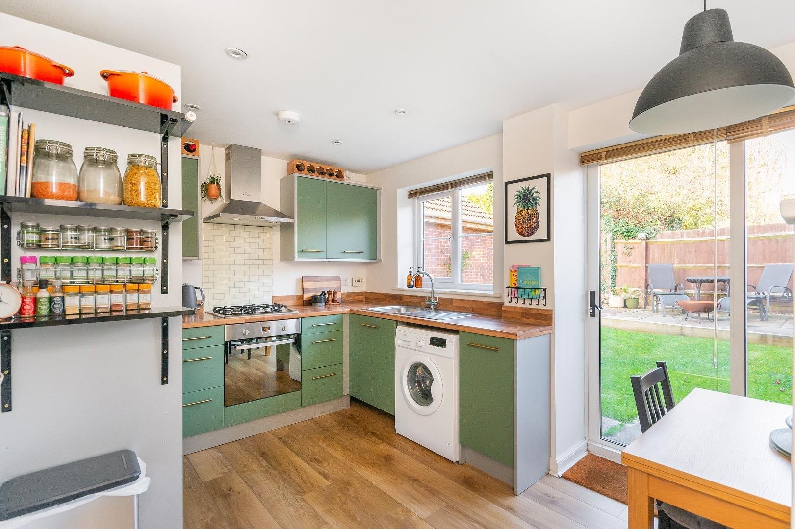 St lucia crescent horfield 33592969 3 s7 lchd kitchen diner d