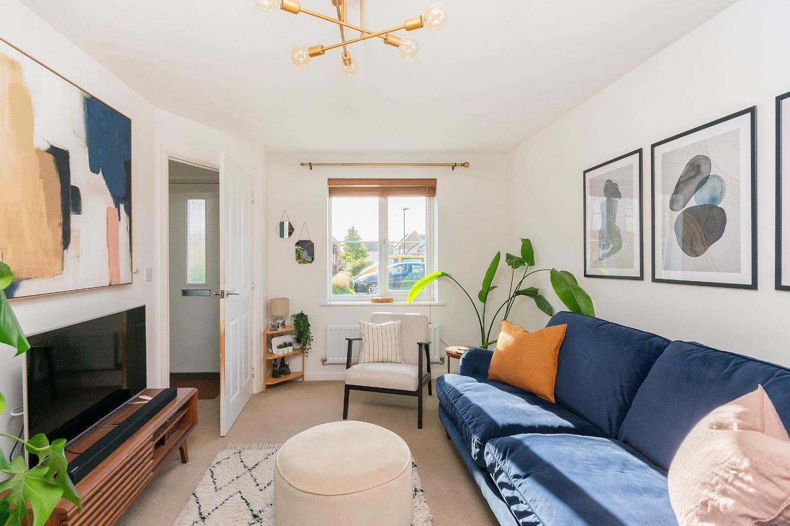 St lucia crescent horfield 33592969 3 s7 lchd living room f