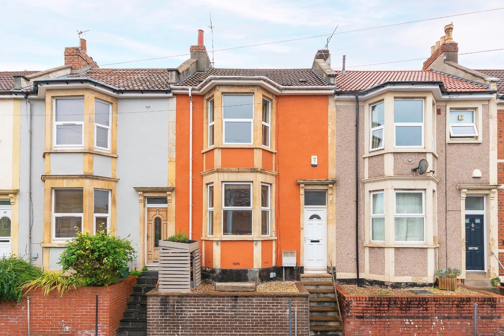 St lukes crescent totterdown 33486683 3 s6 lctn external b