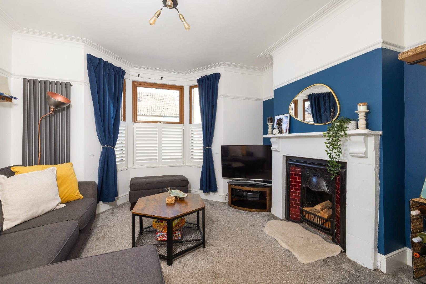 St lukes crescent totterdown 34662532 char9680