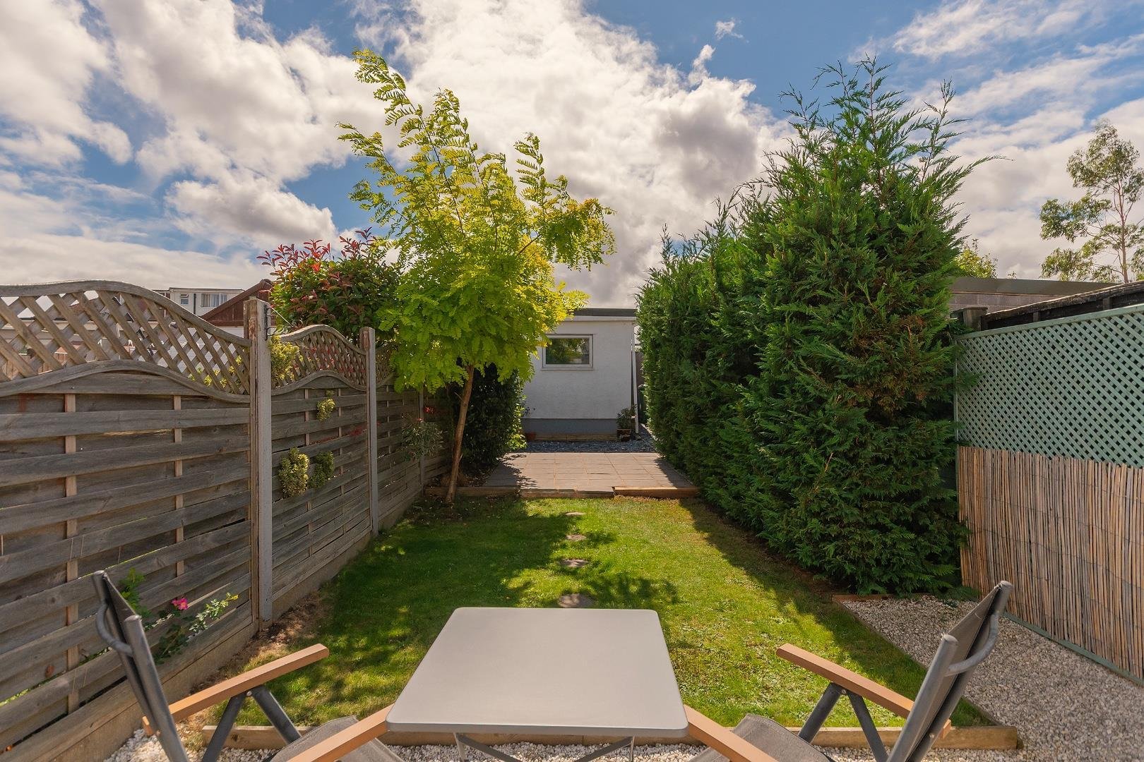 St peters rise headley park 34122588 1 s1 p8 rhp external c