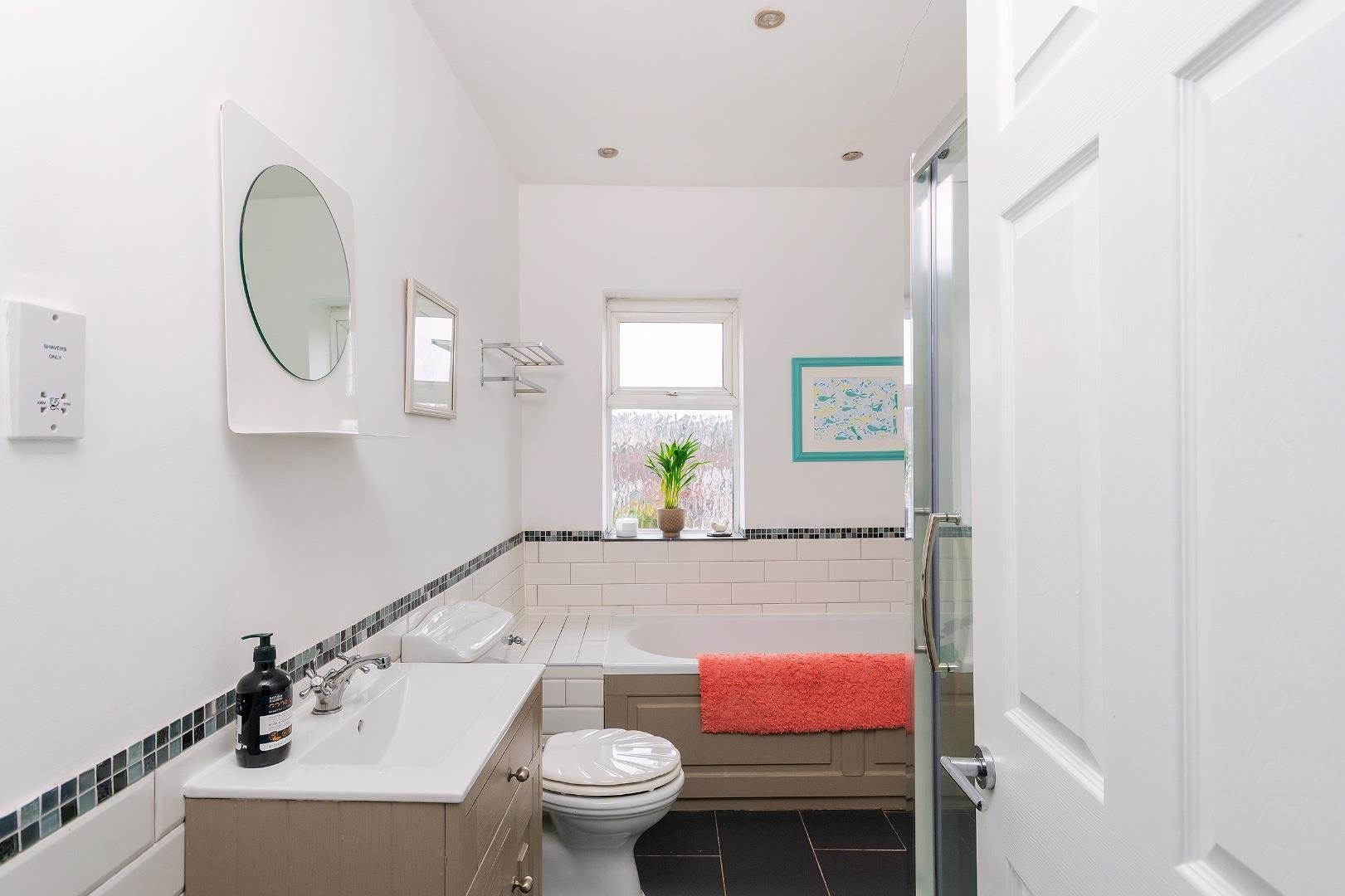 Stanbury road victoria park 34616600 1 s1 rvp bathroom c