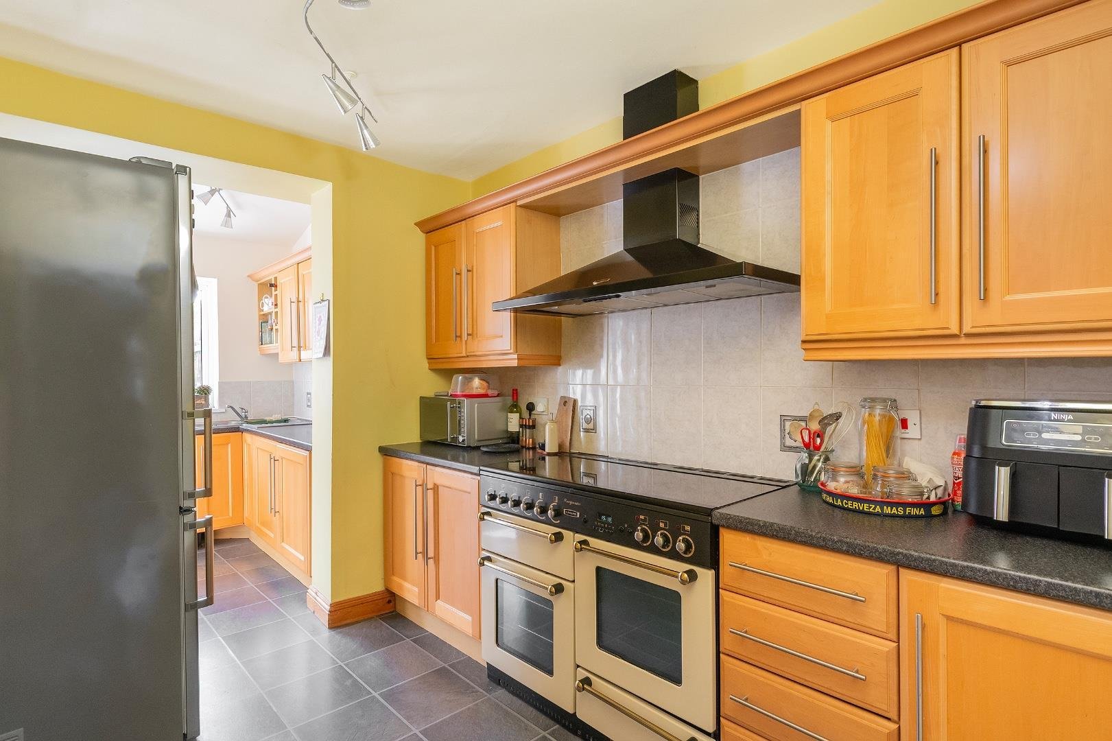 Stanley avenue filton 34608602 1 s9 afn kitchen a