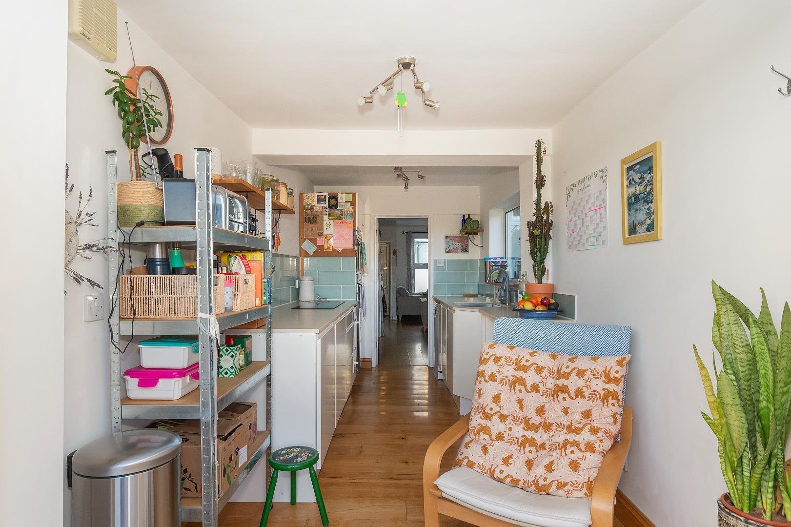Stanley terrace bedminster 34531849 1 s8 tbr kitchen b