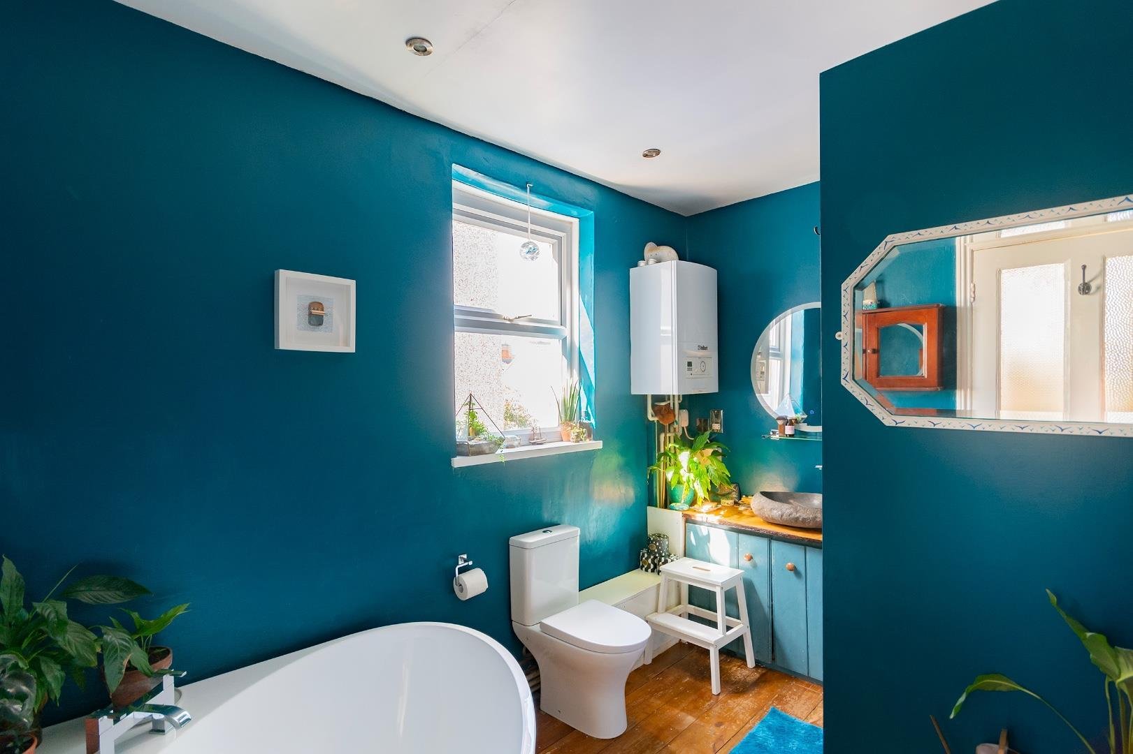 Stevens crescent totterdown 33279734 5 sc4 tn bathroom c