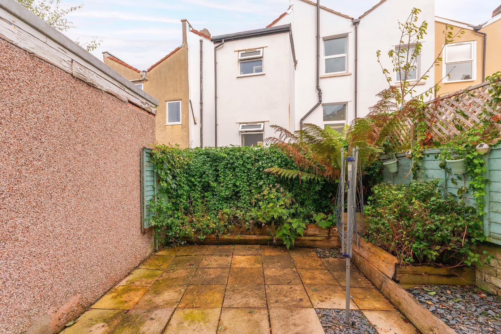 Stevens crescent totterdown 34158253 6 s1 ctn external b