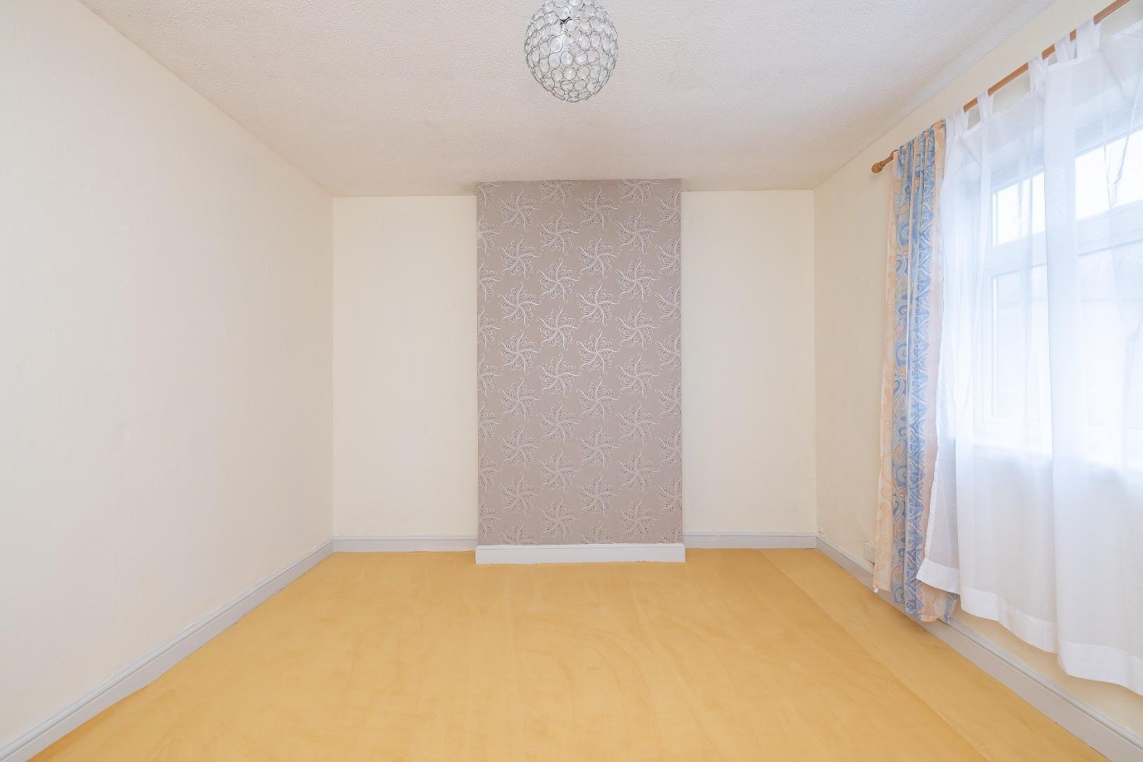 Stuart street redfield 34092452 char7087