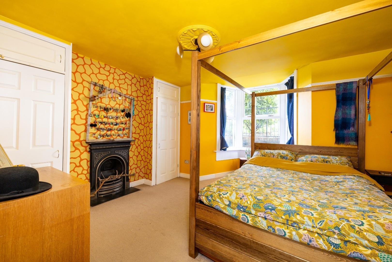 Sussex place st werburghs 34641286 char5931 charlien