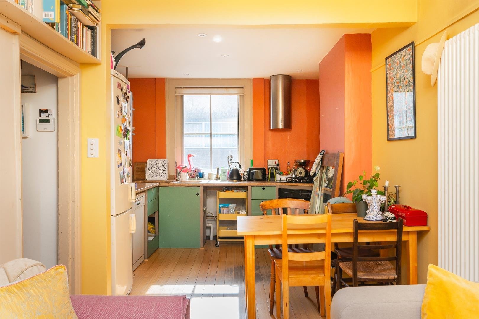 Sydney row spike island 33590522 woryendys6 kitchen d