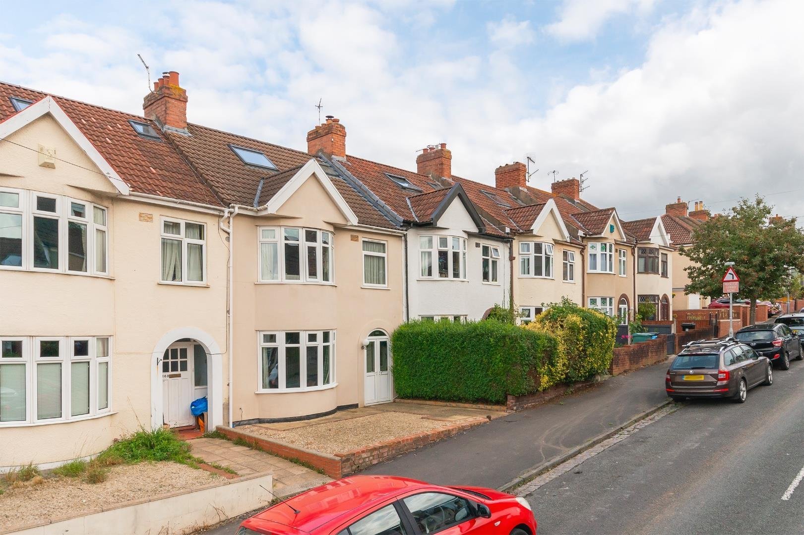 Sylvia avenue knowle 32646391 eunevaaivlys661 external b