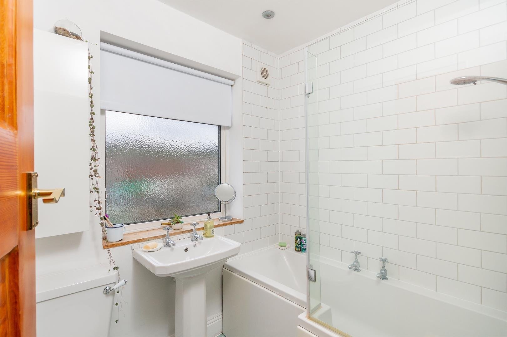 Sylvia avenue knowle 32946377 1 sa6 bd2 r bathroom b