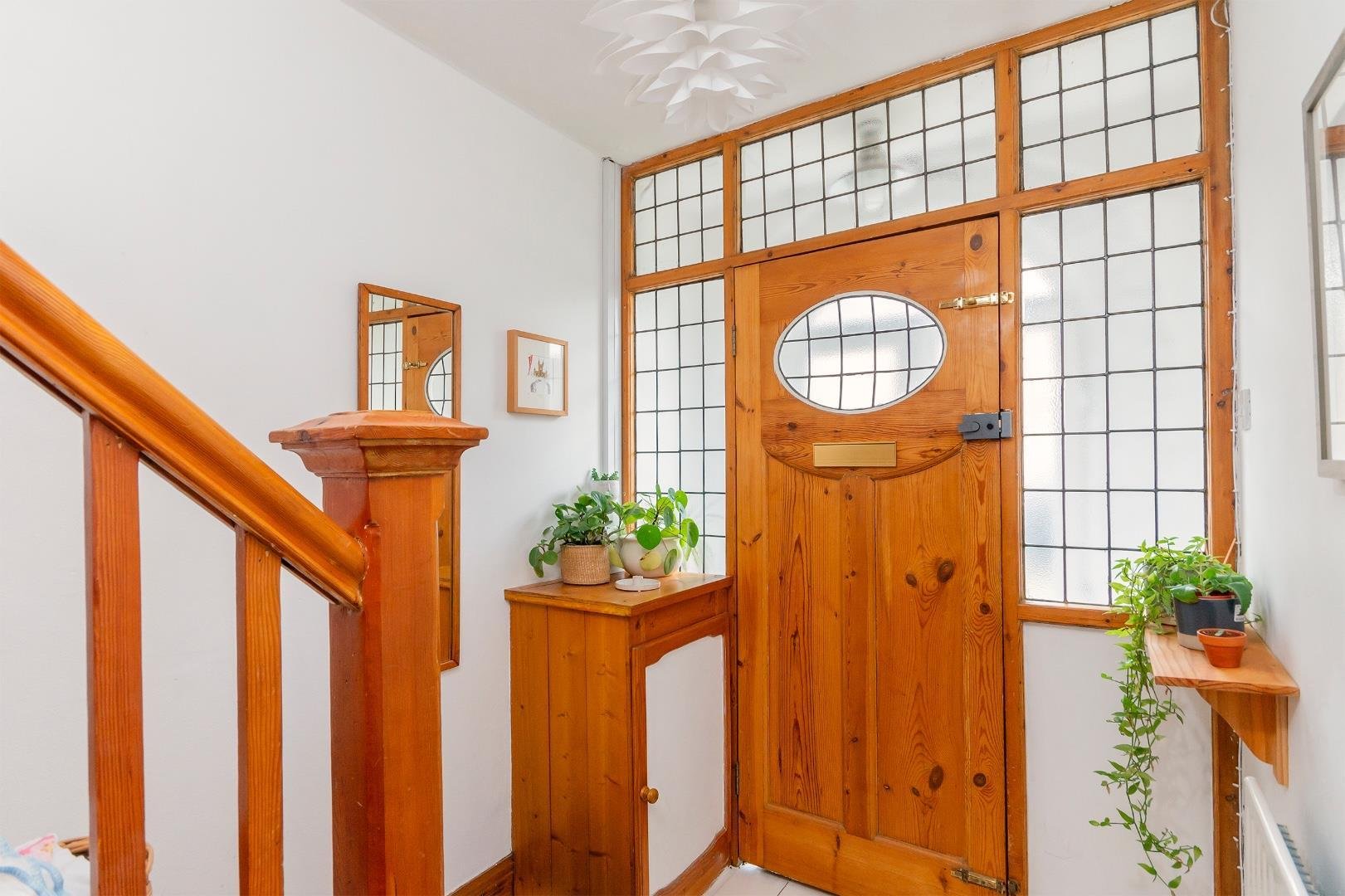 Sylvia avenue knowle 32946377 1 sa6 bd2 r hallway b