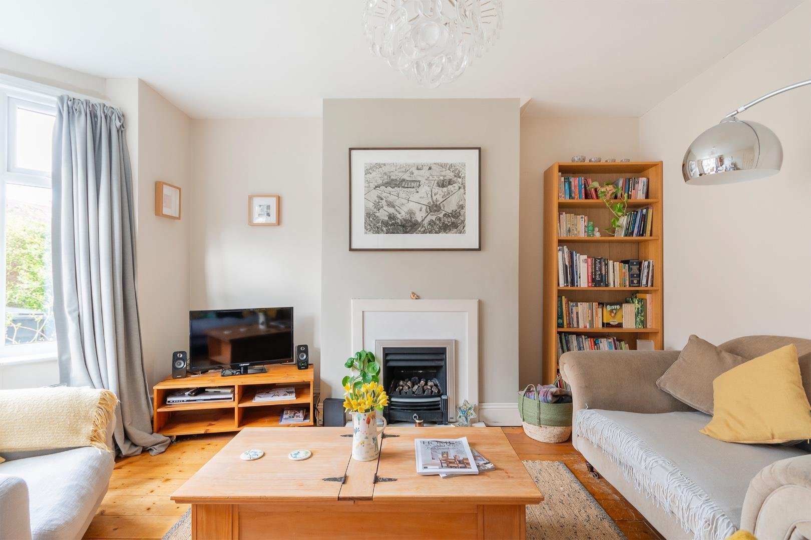 Sylvia avenue knowle 32946377 1 sa6 bd2 r living room a