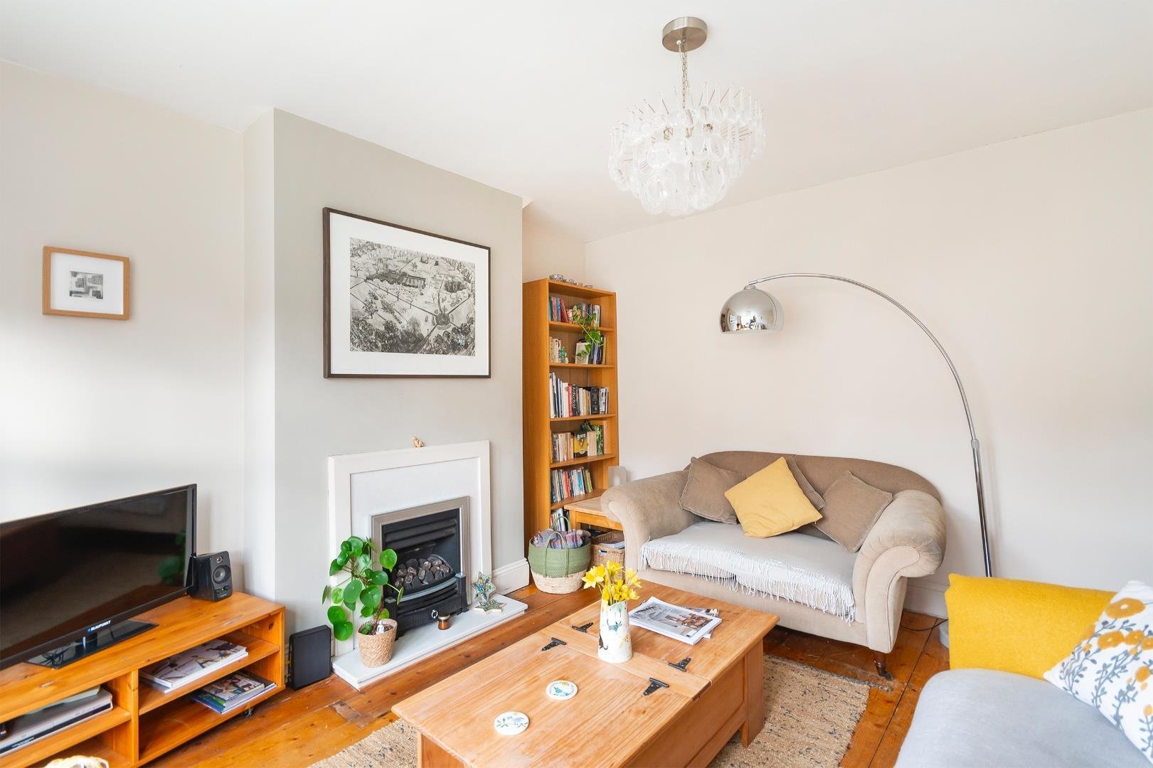 Sylvia avenue knowle 32946377 1 sa6 bd2 r living room b
