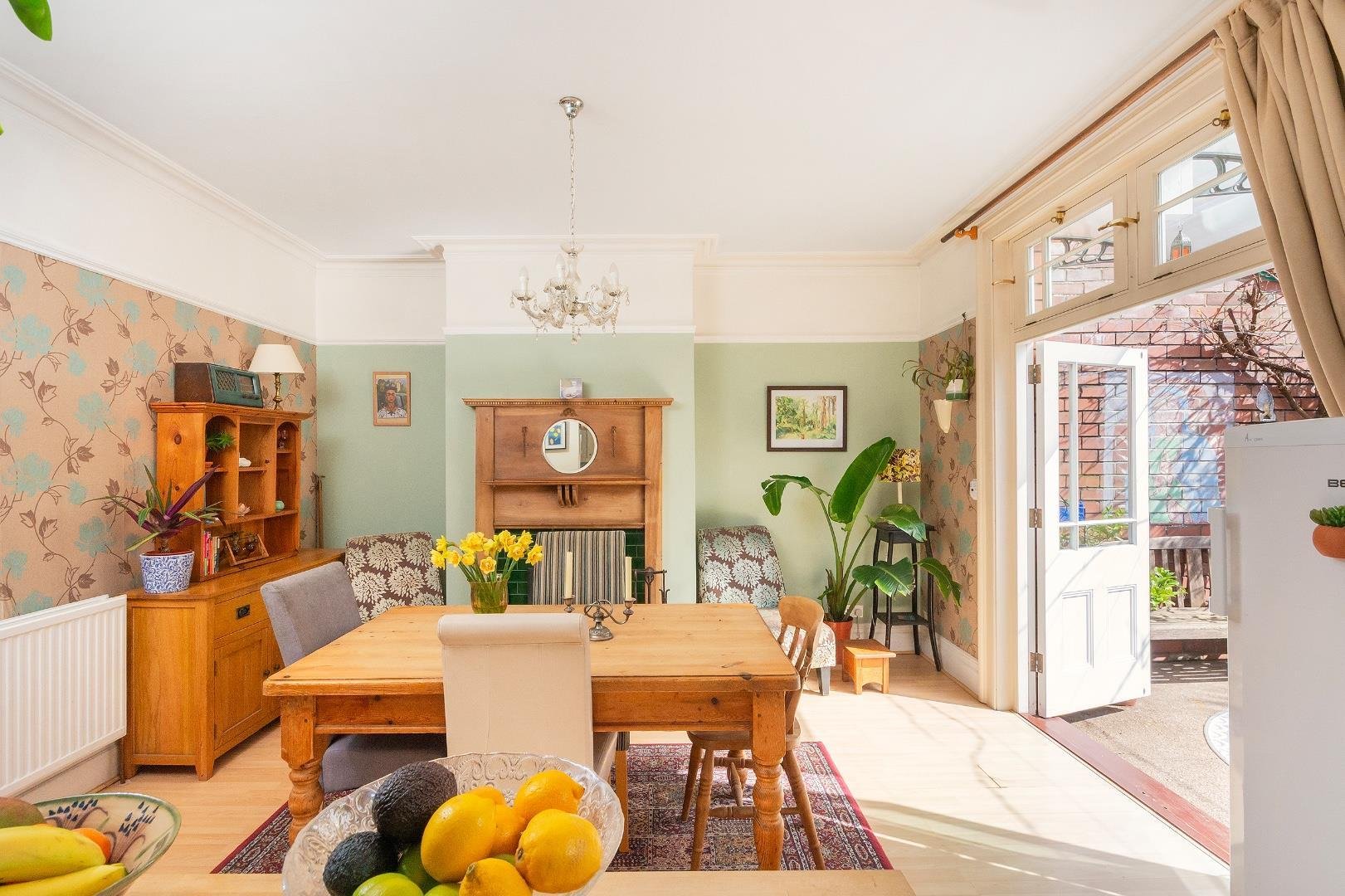 Sylvia avenue knowle 34578032 5 s1 ake dining room c