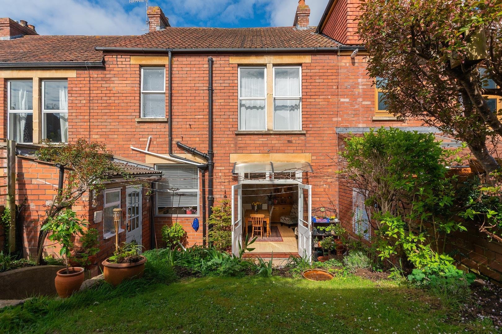 Sylvia avenue knowle 34578032 5 s1 ake external f