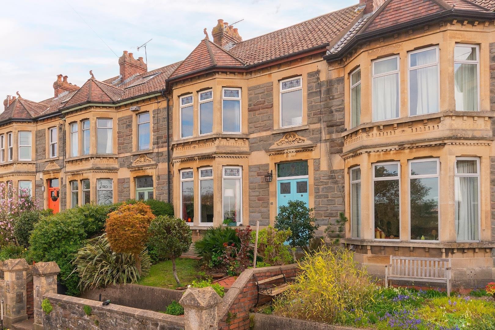 Sylvia avenue knowle 34578032 5 s1 ake external k