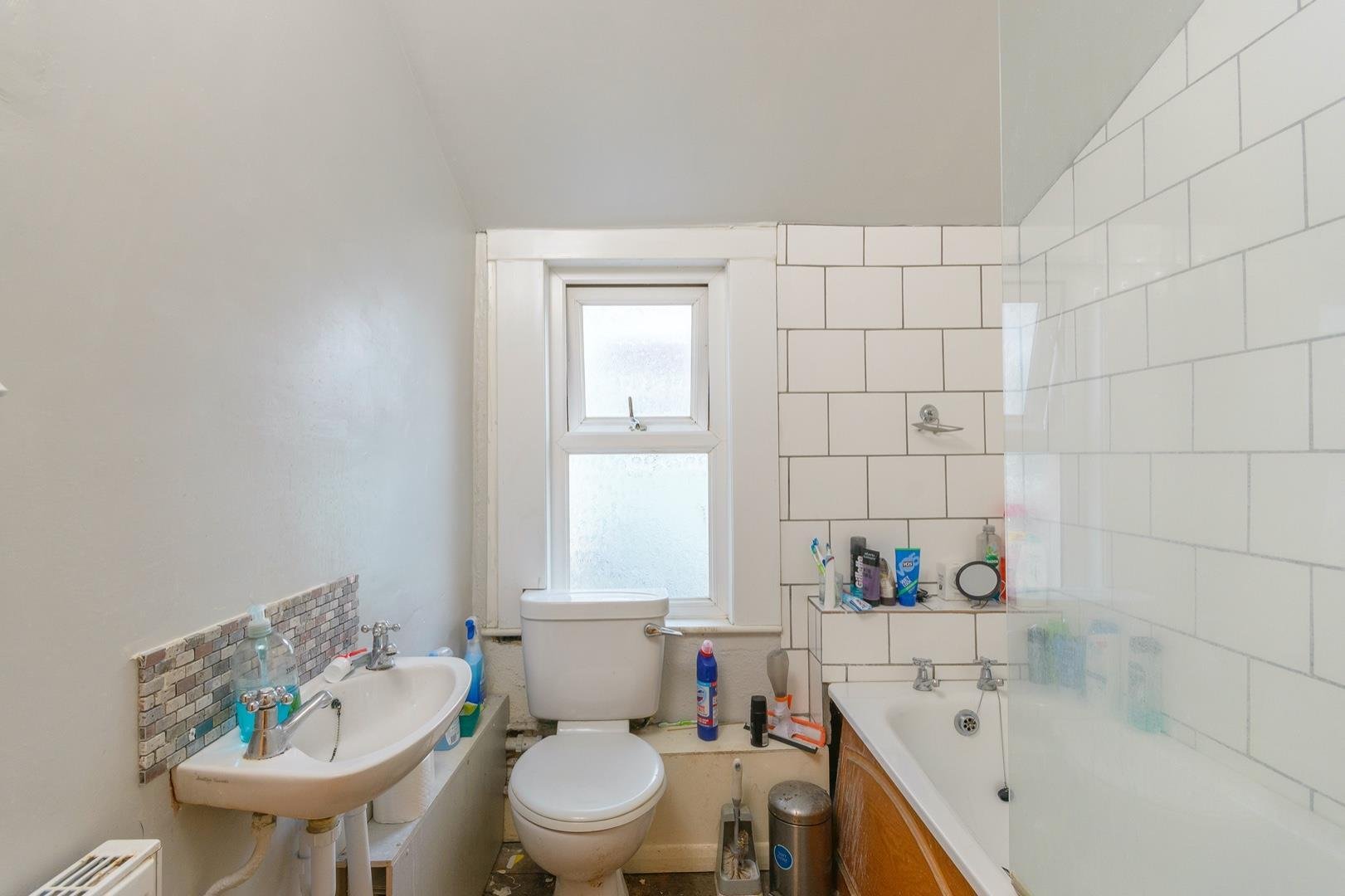 Talbot road knowle 31270096 daortoblat90 bathroom b