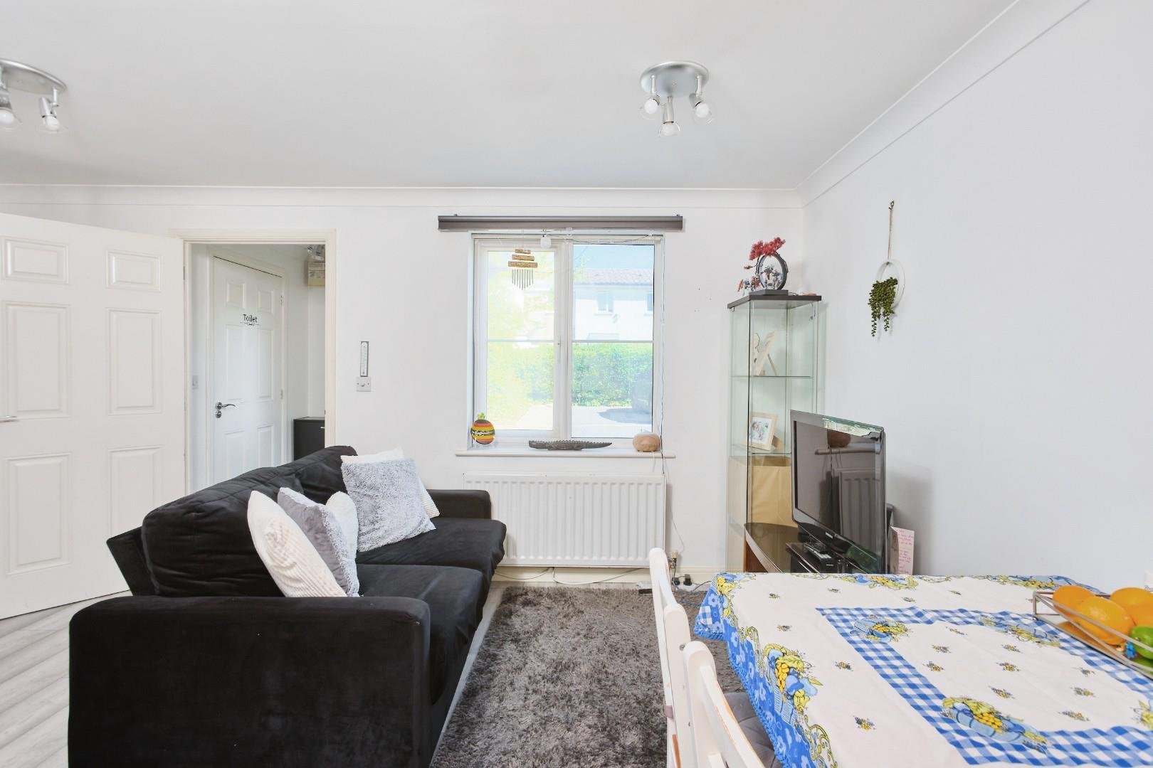Tarnock avenue whitchurch 33827956 jaj bs149 rs 0001