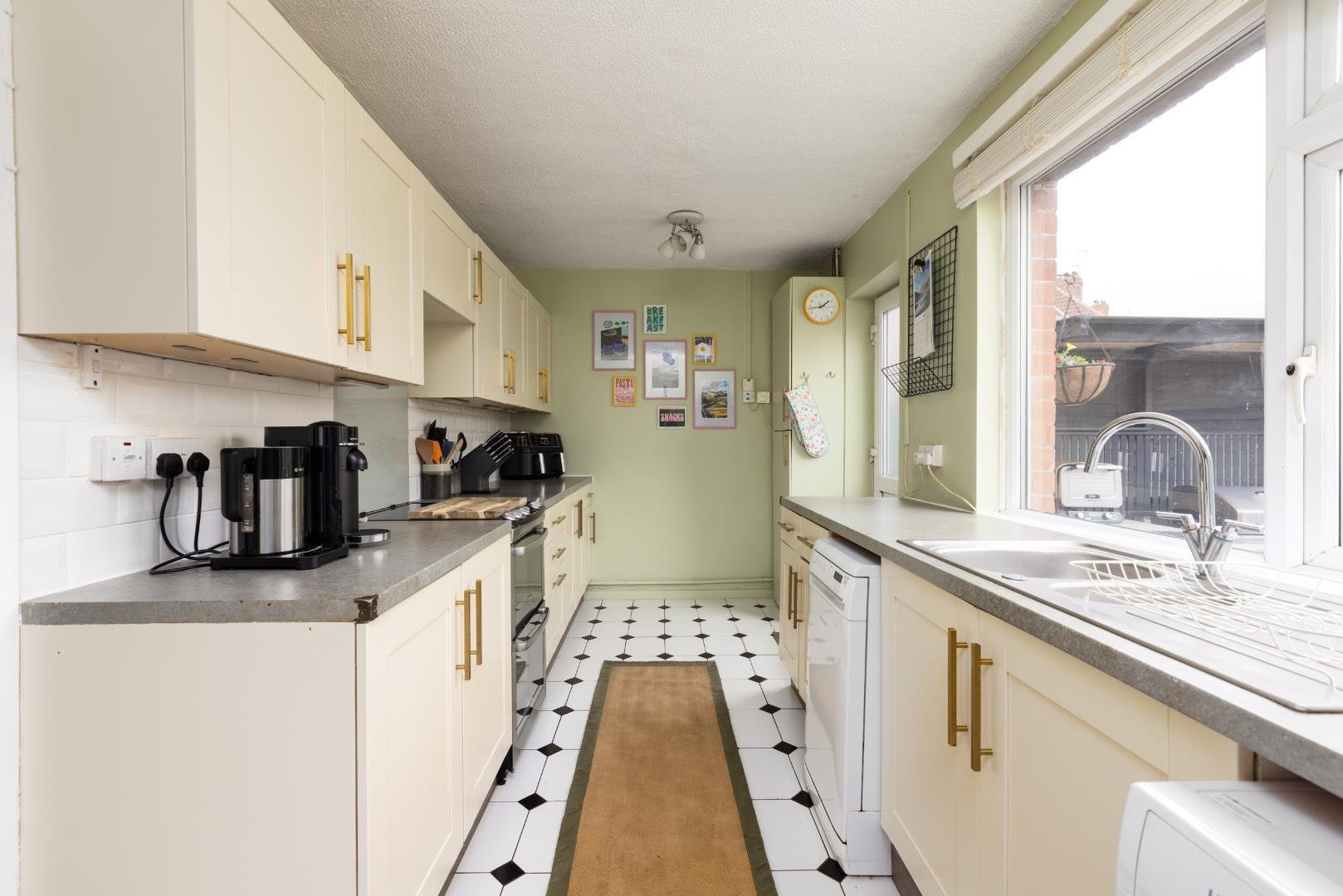 Teignmouth road knowle 34610017 10 teignmouth road bs4 1