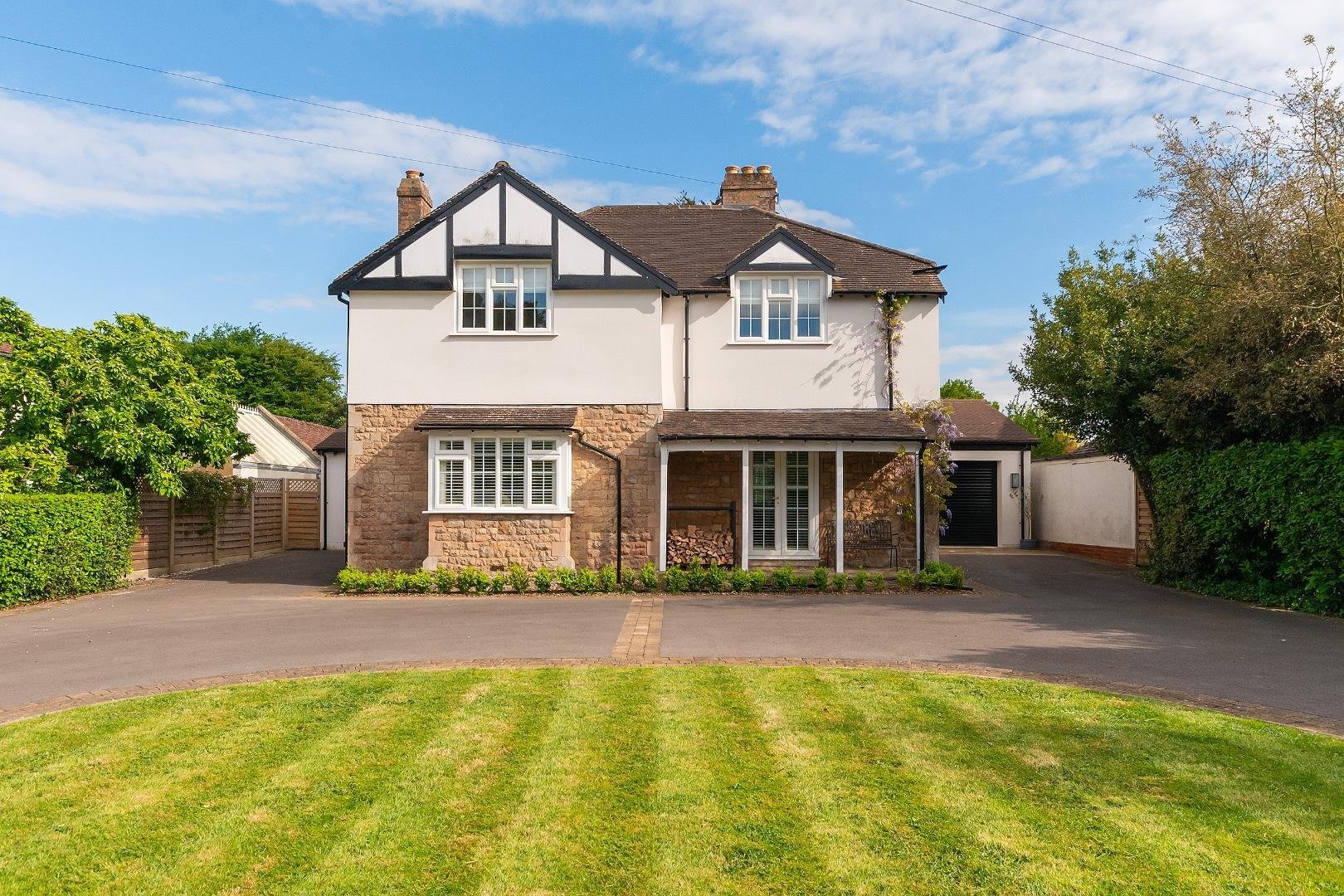 The avenue clevedon 34675052 1 t8 acn external c