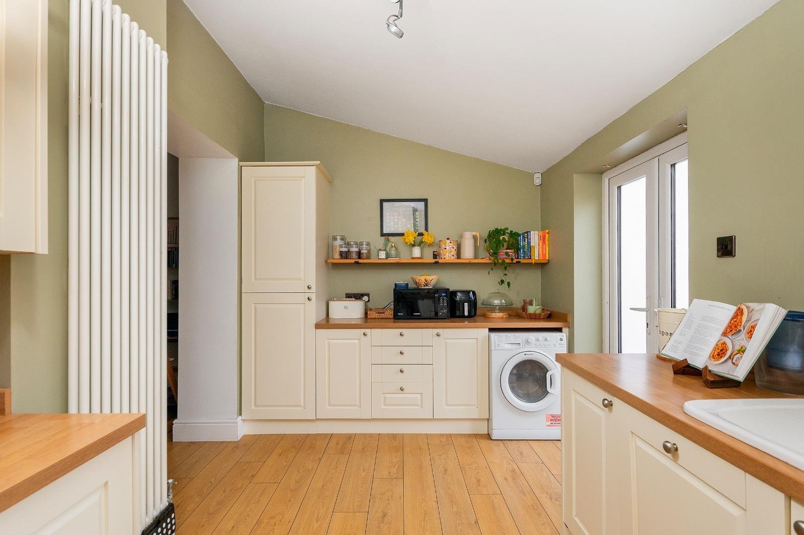Thicket road fishponds 34511356 5 t6 rfs kitchen a