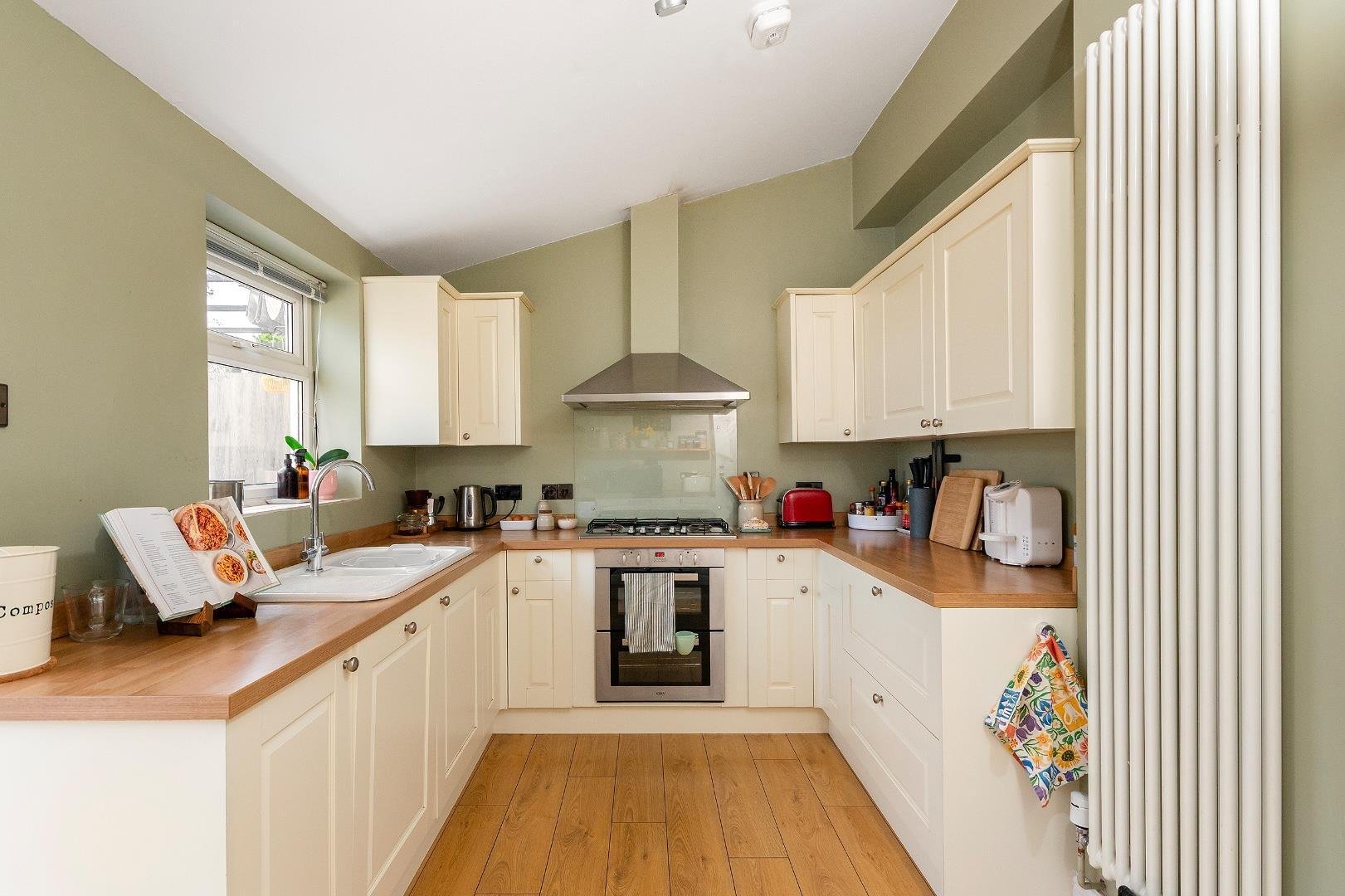 Thicket road fishponds 34511356 5 t6 rfs kitchen b