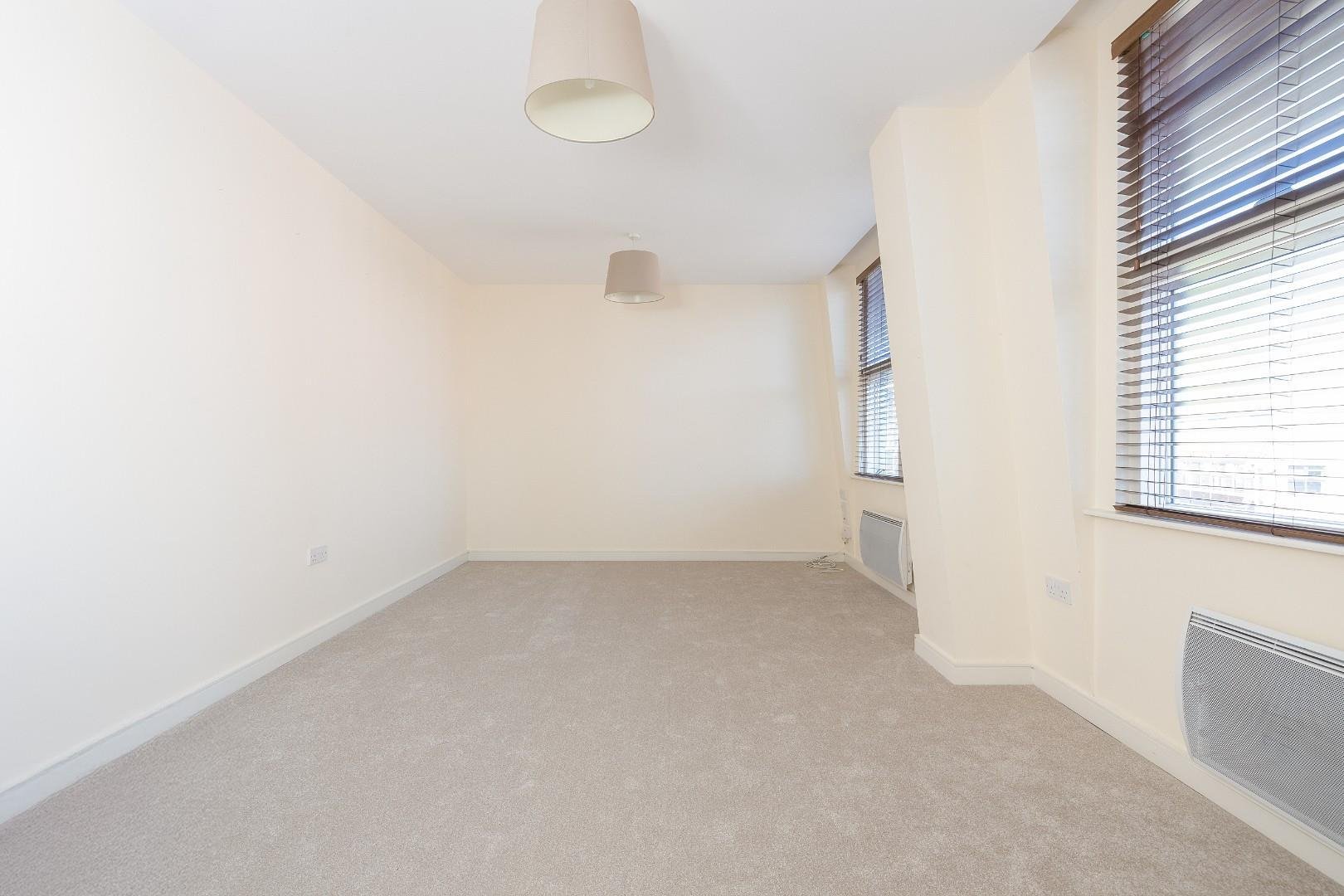 Thomas lane city centre 33892520 cd7 a9325