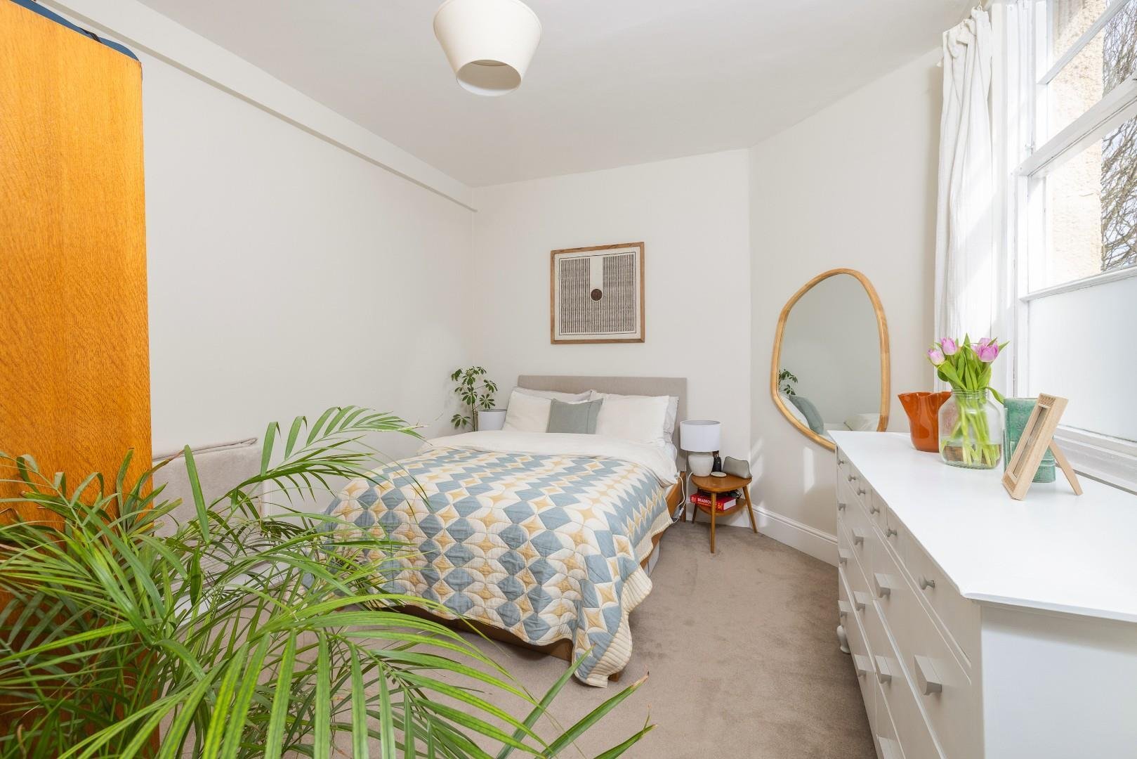 Upper cheltenham place montpelier 34576091 char0163