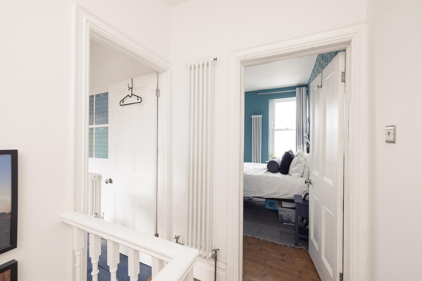Victoria avenue redfield 34507020 char7353