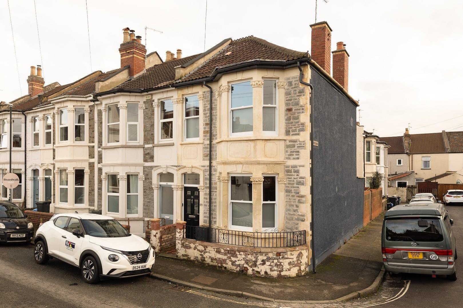 Victoria avenue redfield 34507020 char7426