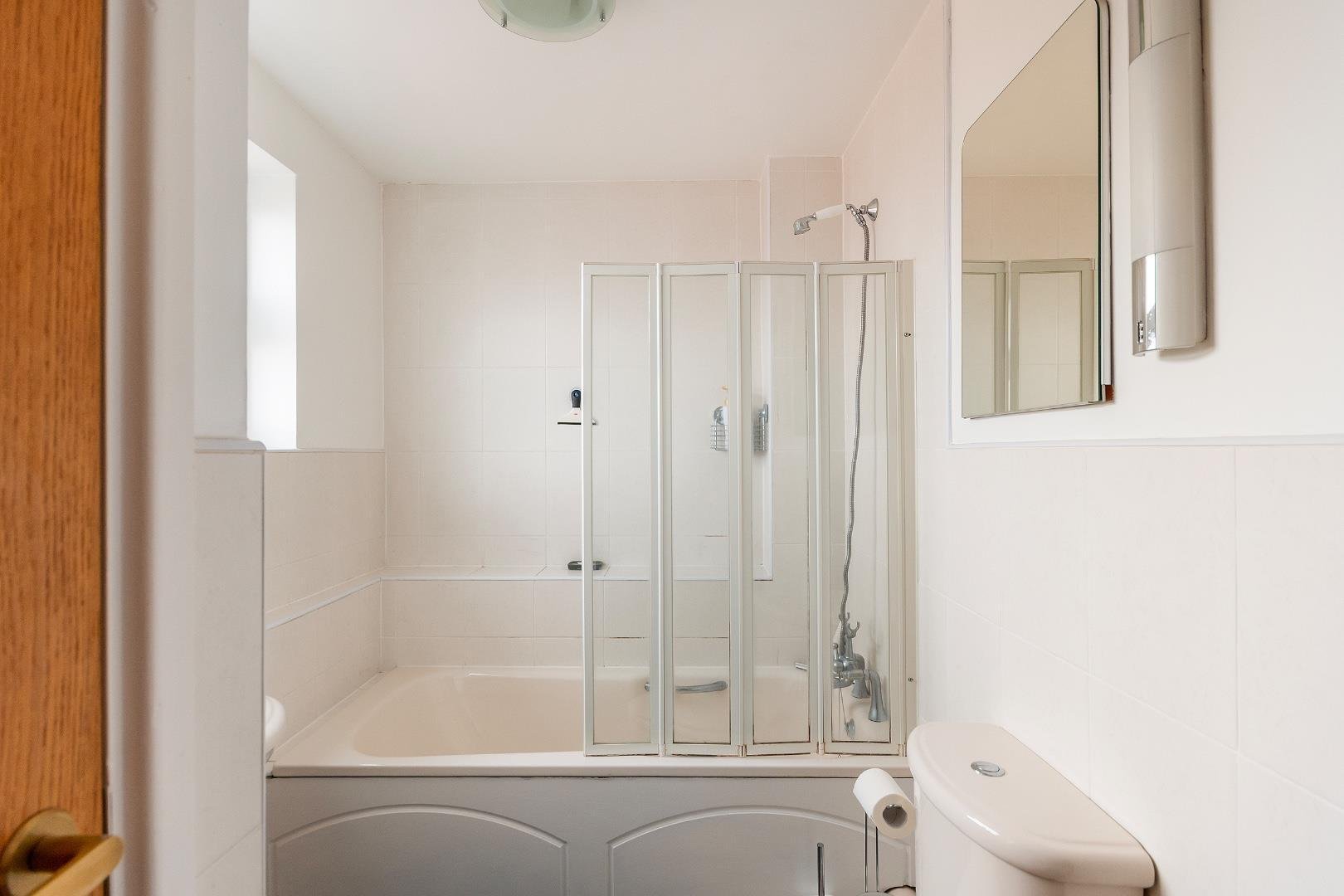 Wapping road wapping wharf 34088394 0 w6 rww bathroom b