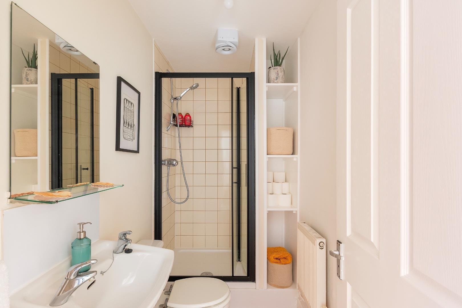 Warden road southville 34808484 t3 f4 fwrbr bathroom b