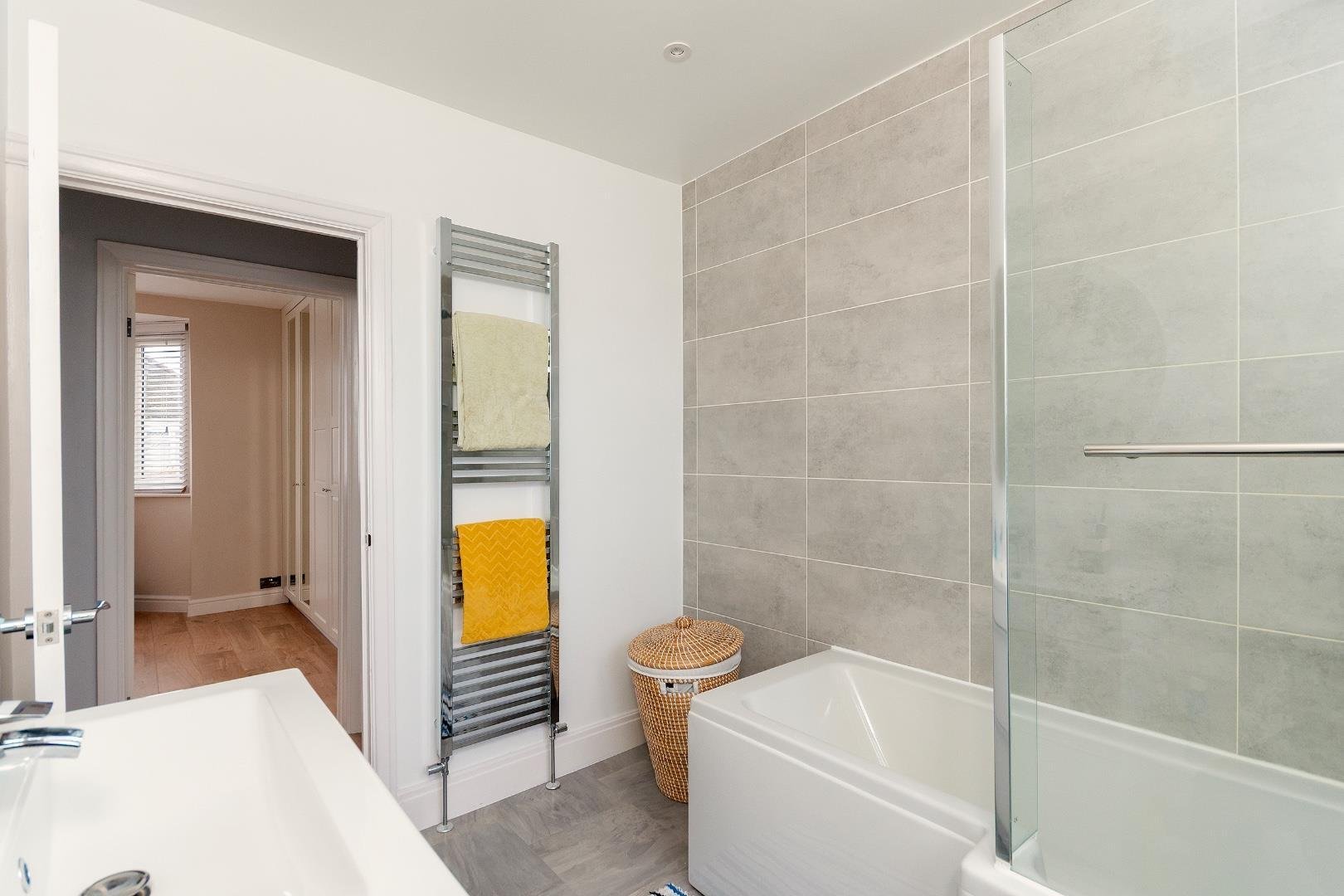 Warren road filton 34486167 3 w4 rfn bathroom a
