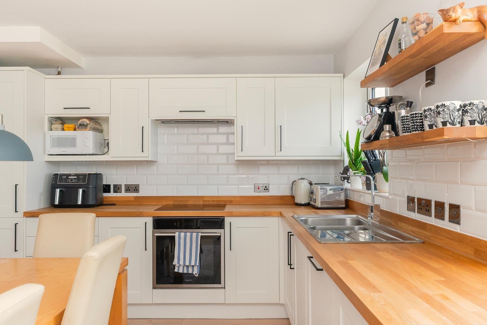 Warren road filton 34486167 3 w4 rfn reception i