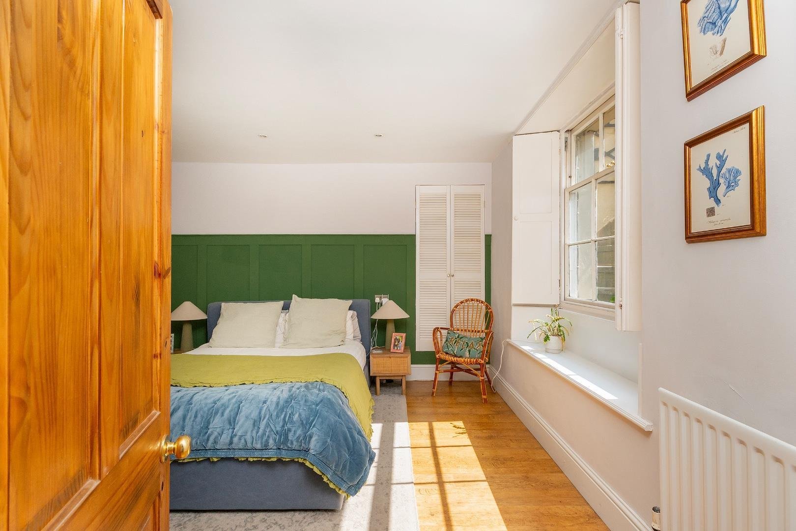 Westbourne place clifton 33930249 g0 f2 wpcn bedroom f