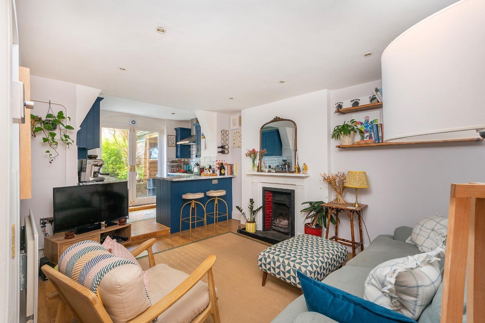Westbourne place clifton 33930249 g0 f2 wpcn lounge e