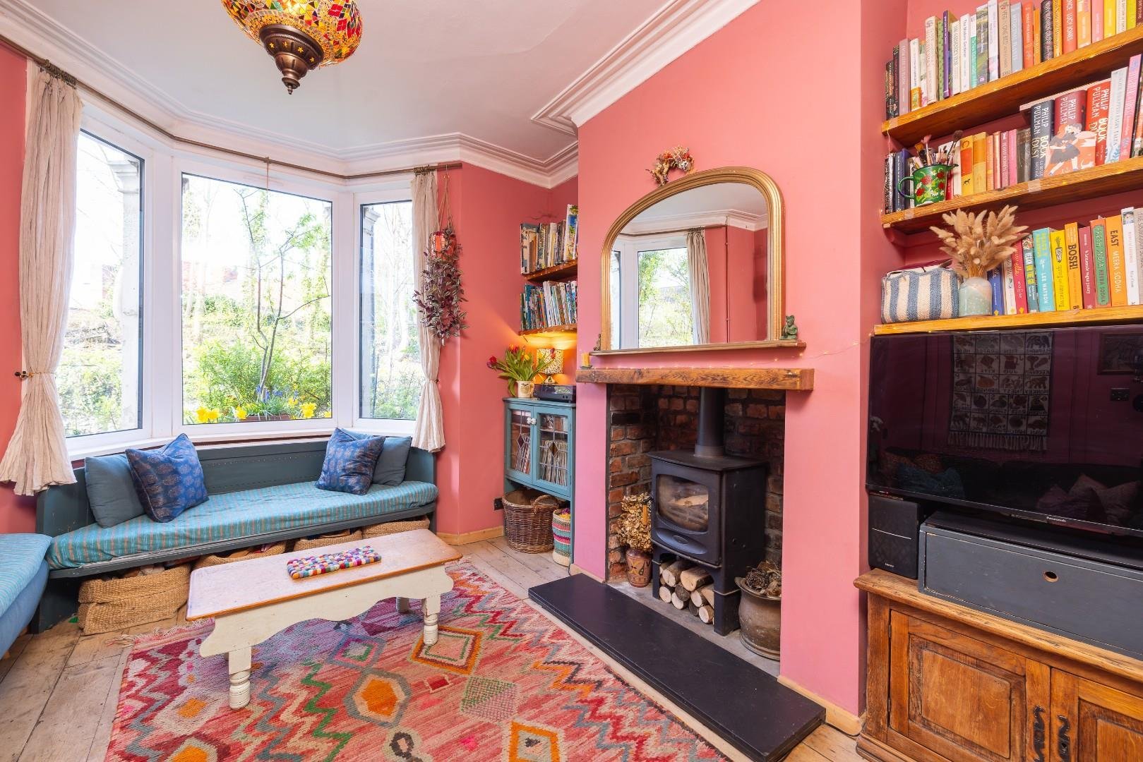 Whitehall road redfield 34599957 char9686