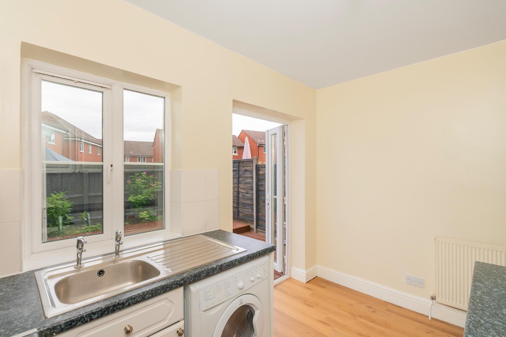 Whitehall road whitehall 34789053 4 w9 r5 awh kitchen b