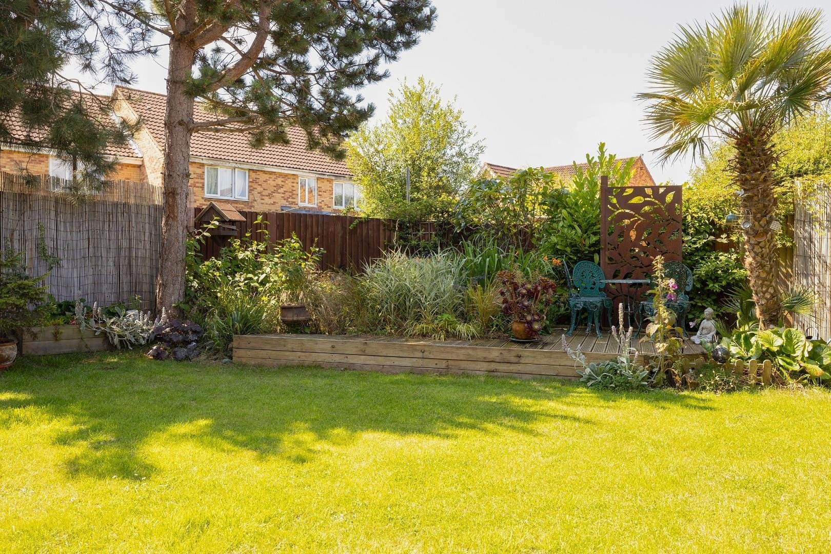 Willow bed close fishponds 33736690 cd7 a1527