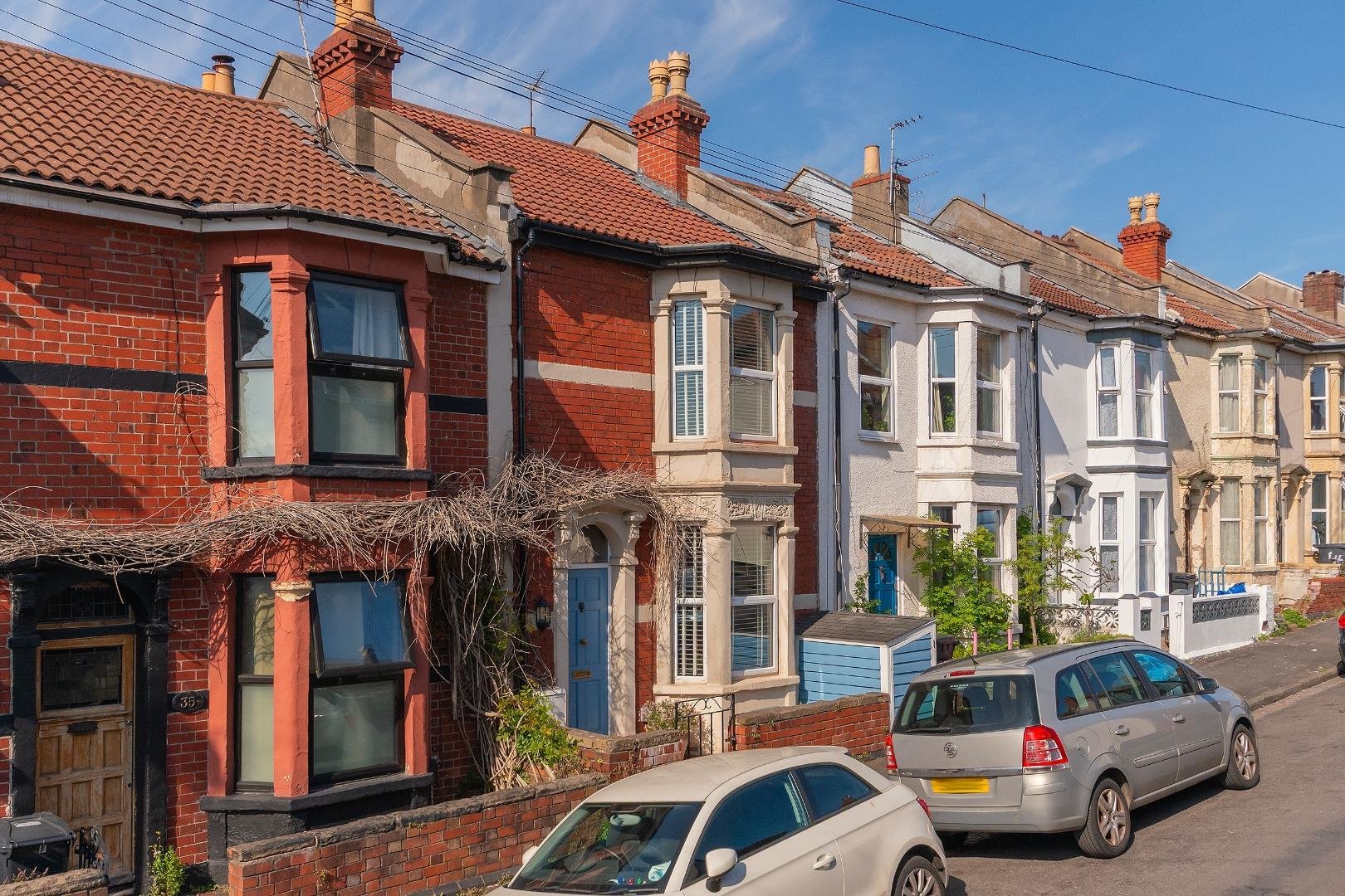 York road easton 34003620 3 y7 ren external b
