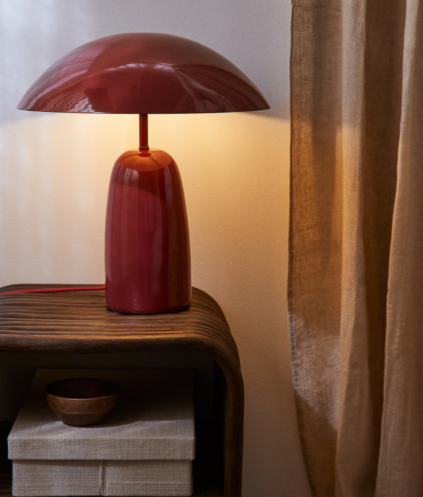 Red metal table lamp